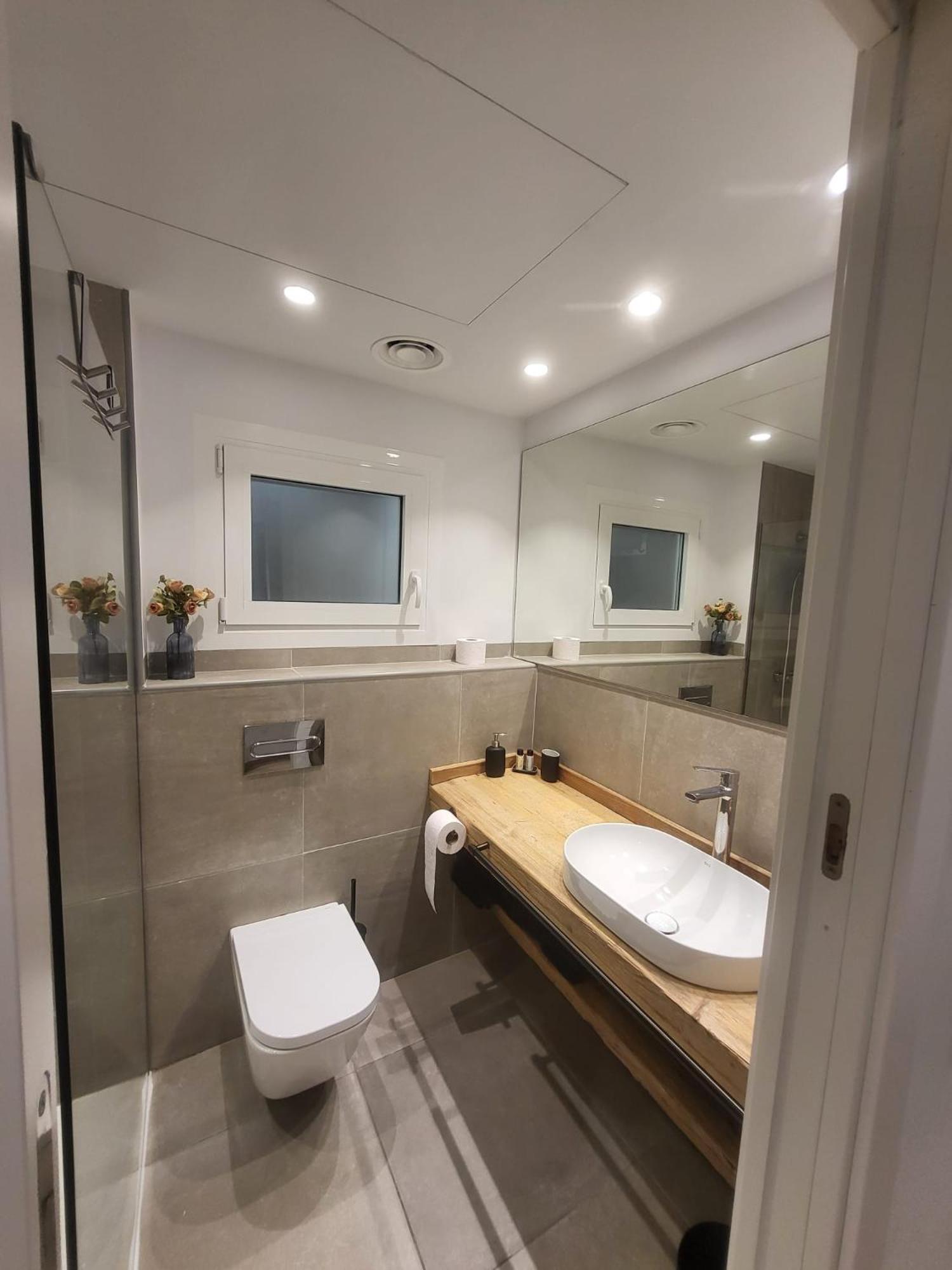 Turistic Girona - Piso De 1, 2 O 3 Habitaciones Buitenkant foto