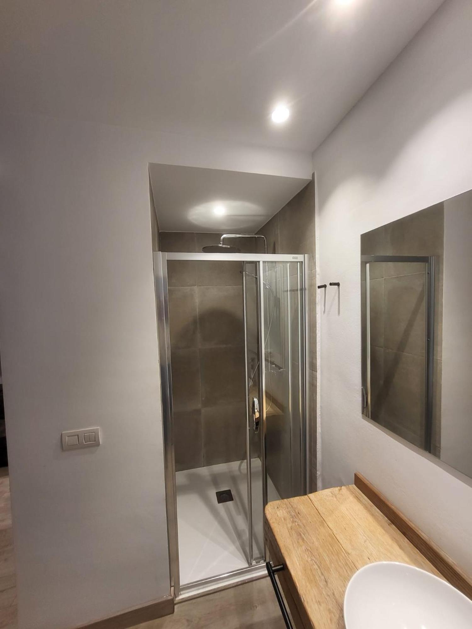 Turistic Girona - Piso De 1, 2 O 3 Habitaciones Buitenkant foto